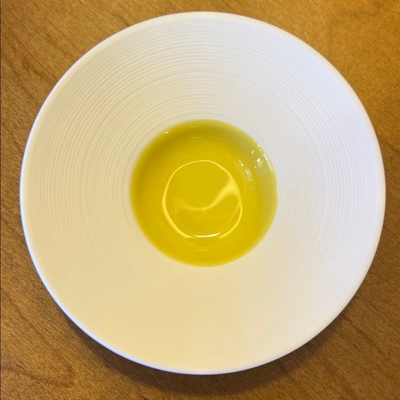 Crate&Barrel Rimmed Dot Dish Set - Picture 8 of 8